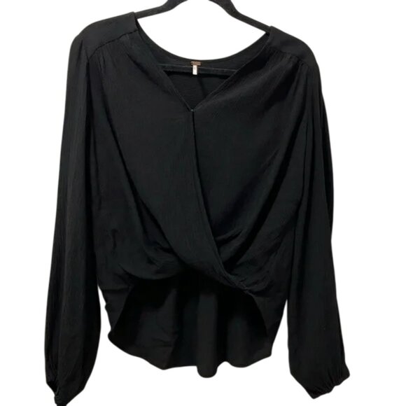 Free People black faux wrap hi-low pleated long sleeve top size XS - Picture 3 of 9